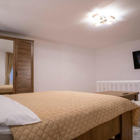 Coban Residence - A4 - Rustic Apartment 브라쇼브 외부 사진